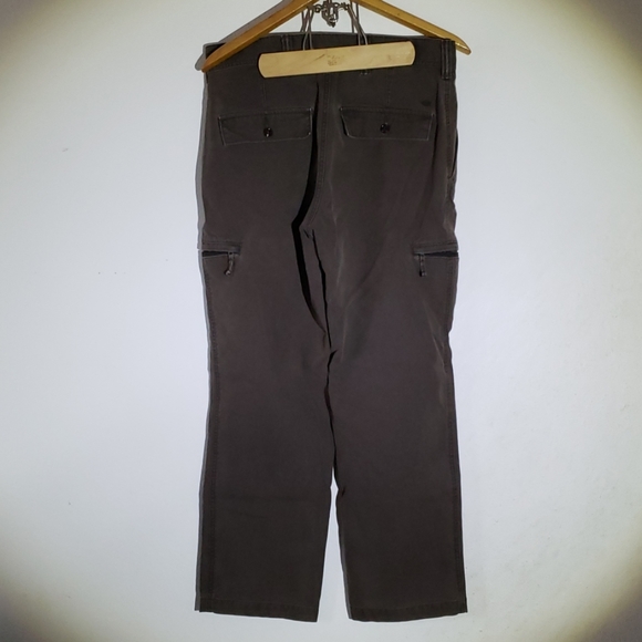 Levi's Dockers Field Khaki Pants - Picture 2 of 7